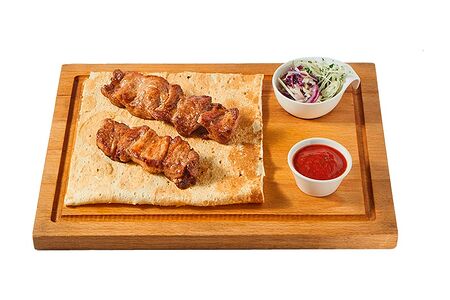 Шашлык из cвинoй шеи