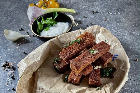 Гренки с чесноком