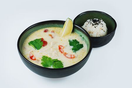 Тайский сырный суп с морепродуктами