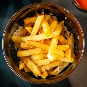 Картофель фри с пармезаном