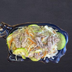 Тушеная говядина с овощами по-вьетнамски Бо Сао Жау