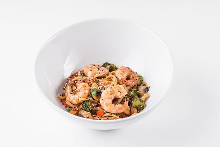 Удон с креветками