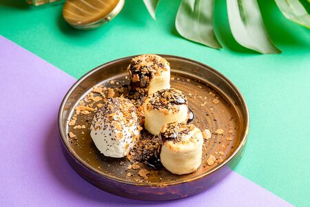 Сырники с малиновым вареньем