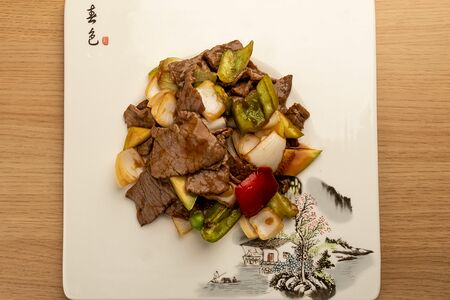 Говядина по-корейски в чили пасте