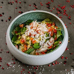 Салат с крабом