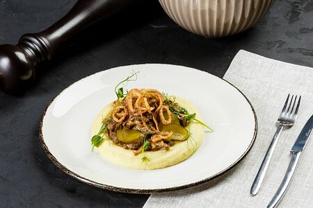 Бефстроганов