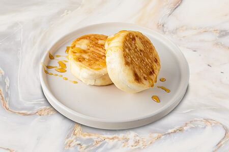 Сырники со сметаной