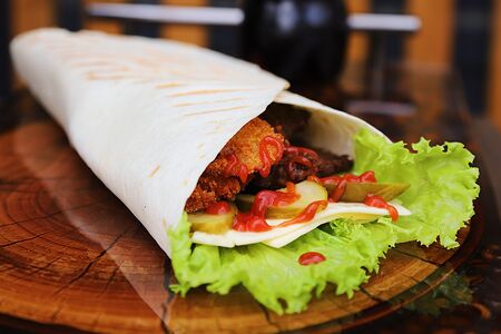 Пикантный Mix ролл