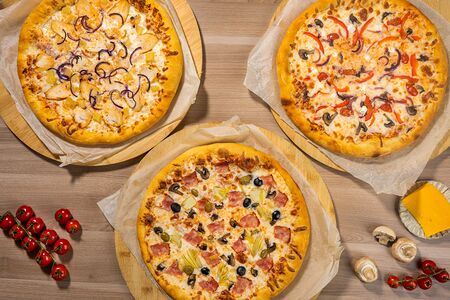 Любые 3 пиццы