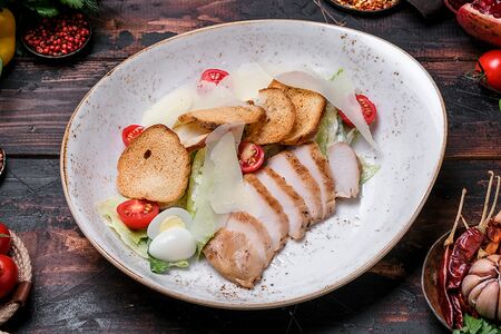 Цезарь с курицей