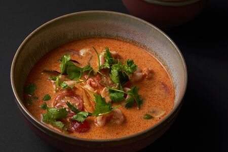 Том ям с креветками