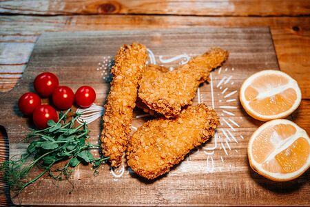 Куринные стрипсы