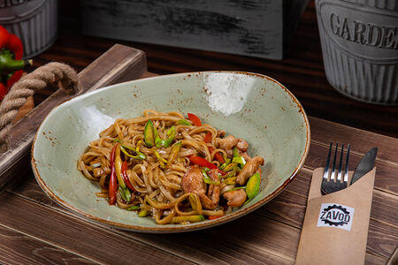 Удон с курицей