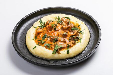 Бефстроганов с пюре