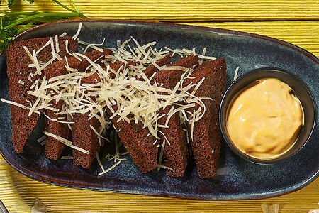 Гренки чесночные