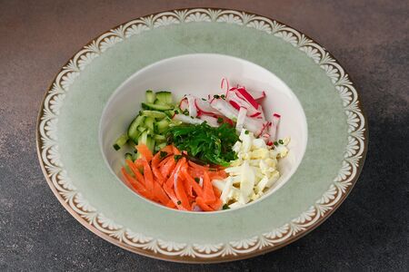 Окрошка с подкопченной форелью