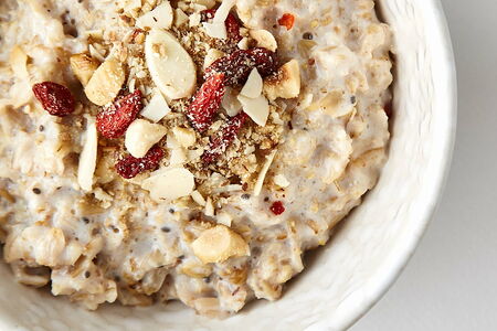 Геркулесовая каша с миксом суперфудов