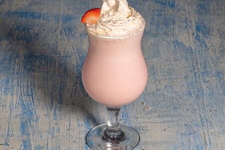 Милкшейк Клубничный