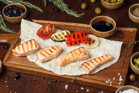 Салмон-кебаб