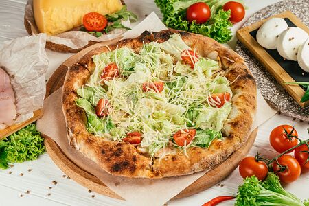 Пицца Цезарь классическая