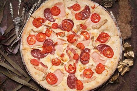 Четыре мяса большая