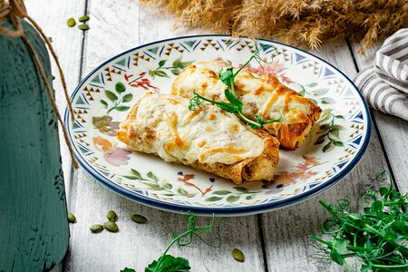 Блины с икрой сазана и капустой