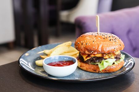 Бургер Smoking Lounge