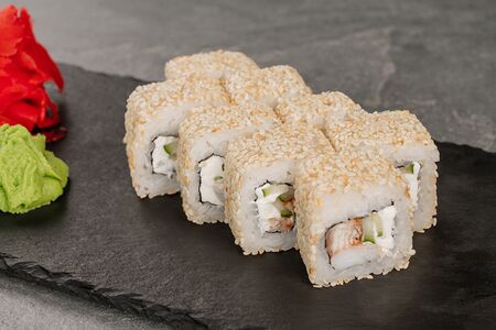 Ролл Канадский