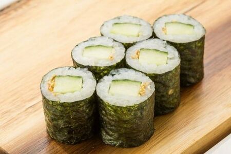 Ролл огурец