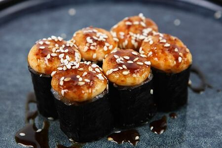 Запеченный ролл Кавай с лососем