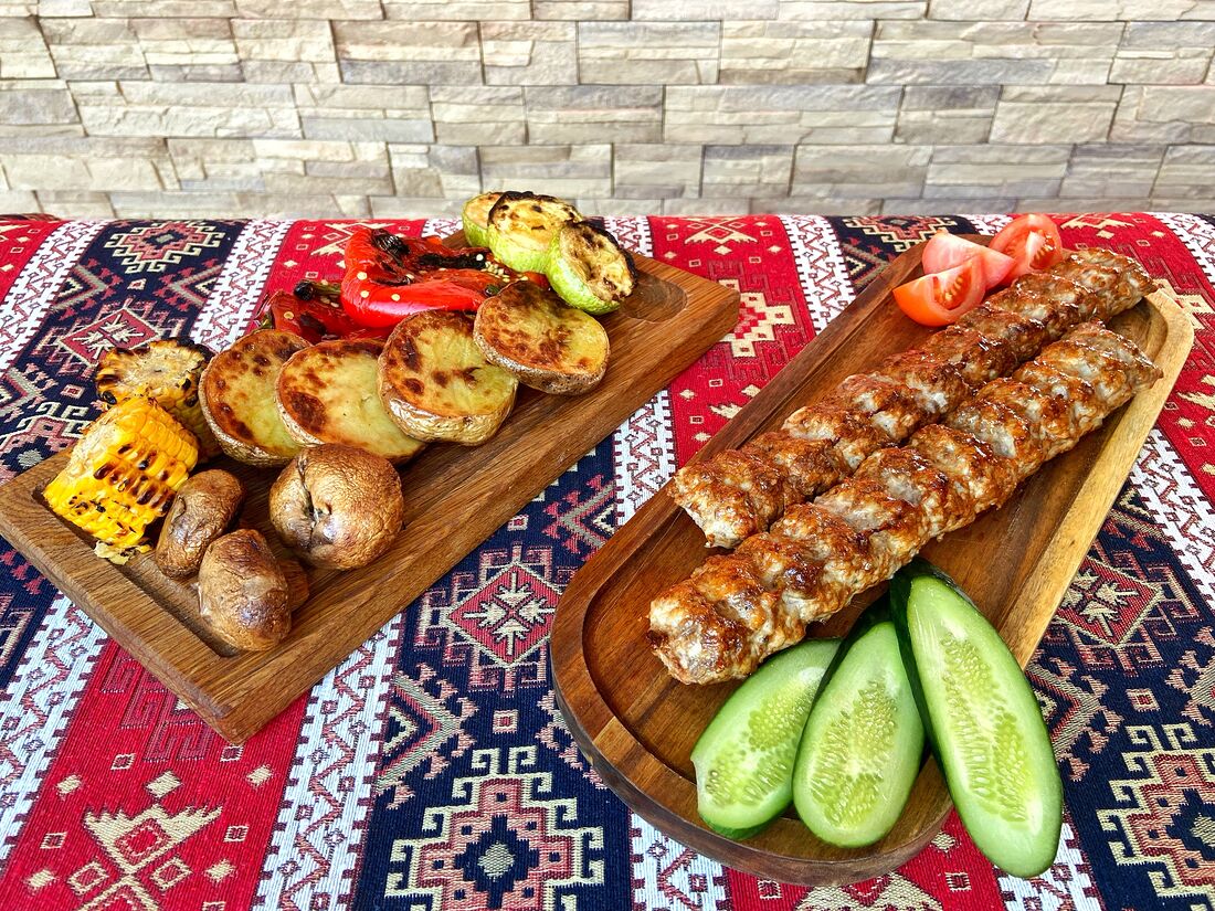 Мангальный дворик