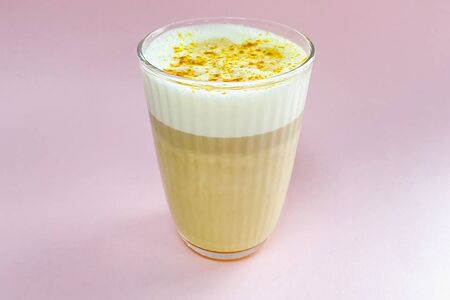 Латте-куркума