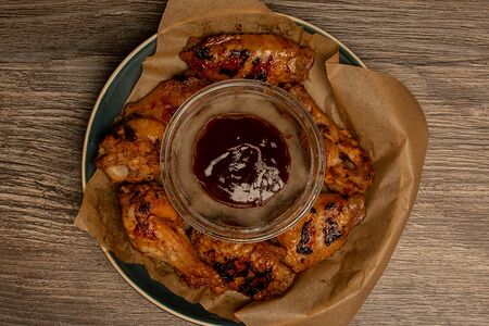 Острые куриные крылышки BBQ