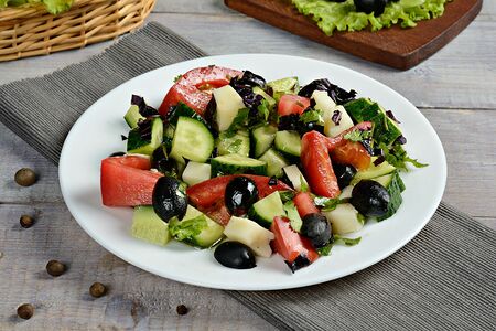 Салат греческий