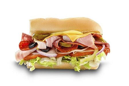 Сэндвич Итальянский БМТ с поджаренным беконом