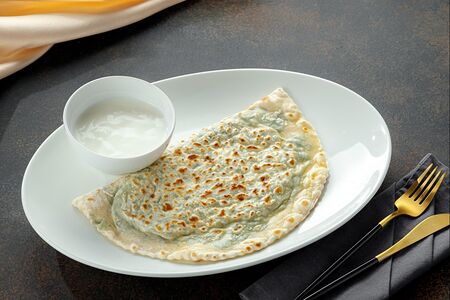 Кутаб с зеленью халяль