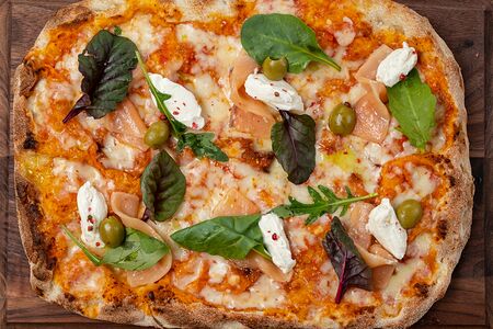 Римская пицца с лососем