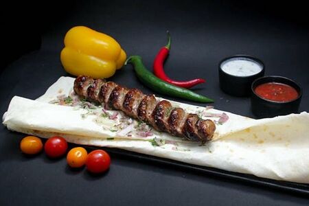 Кебаб в лаваше из ягнёнка