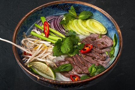 Фо бо с рисовой лапшой