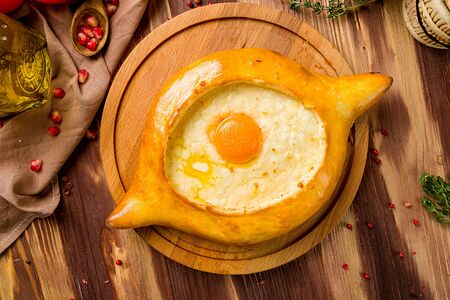 Хачапури по-аджарски