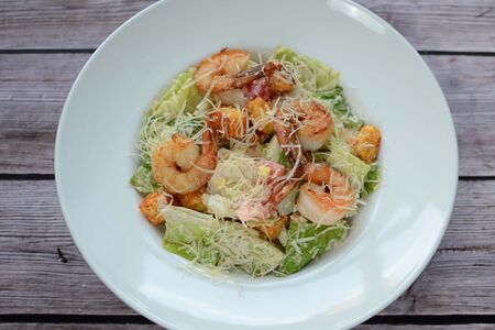 Цезарь с креветками