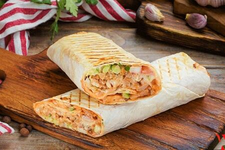 Шаурма классическая на углях с говядиной