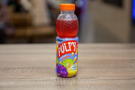 Напиток Pulpy Тропический с мякотью сокосодержащий