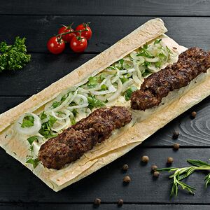 Кебаб из говядины в лаваше