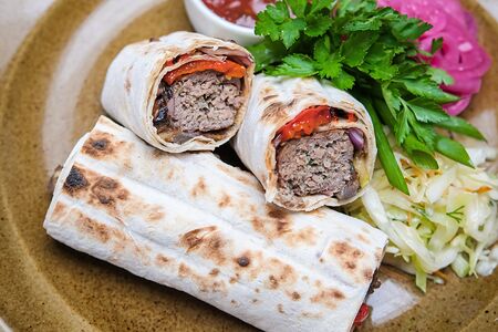 Кебаб из баранины в лаваше