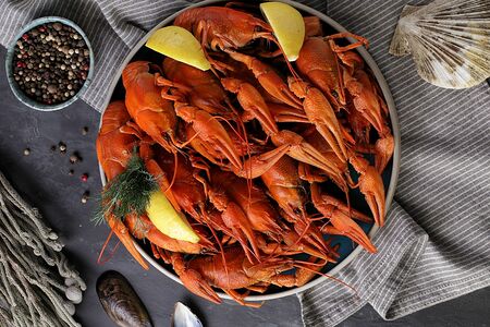 Раки отварные