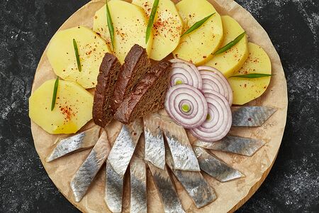 Сельдь с картофелем