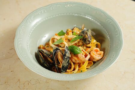Тальятелле с морепродуктами
