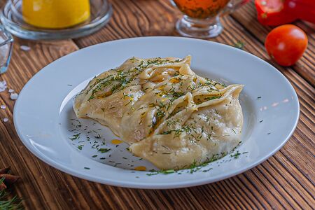 Ханум с говядиной и картофелем