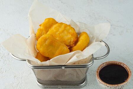 Куриные наггетсы